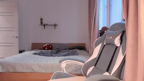 Snapshot of pumbazaebumba chatting on December 1, 2025, 9:58 am Alisa lack of vitamin D online show from December 1, 2025, 9:58 am