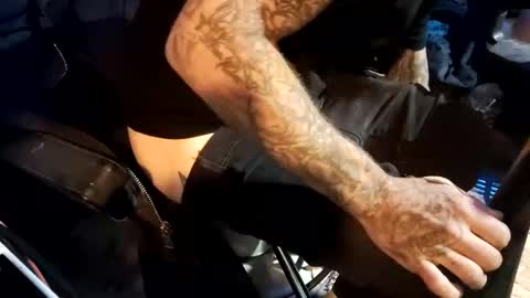 Pumpboy6688 online show from October 31, 2025, 6:58 am