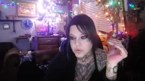 Pumpkin13 online show from December 5, 2025, 6:00 am