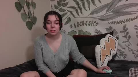 Snapshot of punkpuppy chatting on February 20, 2025, 1:57 am emmy online show from February 20, 2025, 1:57 am