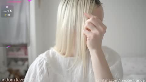 Snapshot of pureangeldolores chatting on March 2, 2025, 11:18 am i dont do shows for free. watching here silently and waiting for me to start showing you something for free is useless online show from March 2, 2025, 11:18 am