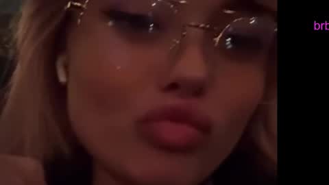 Snapshot of purebeautie chatting on November 24, 2025, 1:00 pm Katty online show from November 24, 2025, 1:00 pm