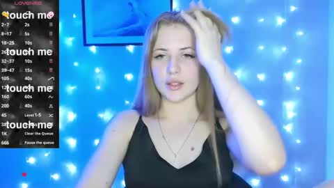 Snapshot of puremiraclealis chatting on February 9, 2025, 4:29 pm Alicia online show from February 9, 2025, 4:29 pm