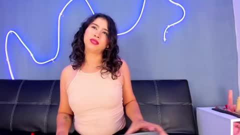 Snapshot of purplay_98 chatting on September 19, 2025, 12:56 am purplay_98 online show from September 19, 2025, 12:56 am