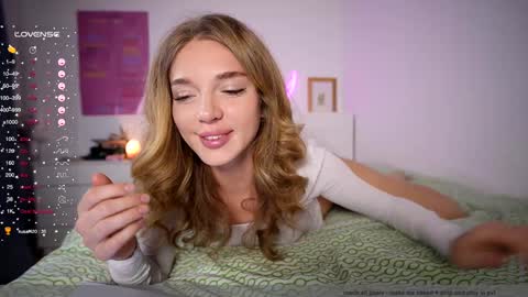 Snapshot of purple_baby chatting on January 12, 2025, 1:27 pm Sasha wait you here 6 of November. will celebrate my B- day online show from January 12, 2025, 1:27 pm