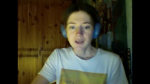 purple_cat55 online show from February 5, 2025, 1:22 pm