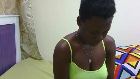 Snapshot of purple_raaine chatting on November 11, 2025, 12:05 pm purple Rain online show from November 11, 2025, 12:05 pm