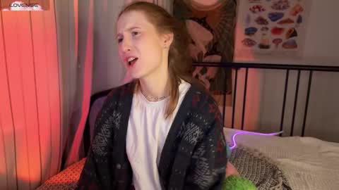 Francine online show from November 14, 2025, 8:40 pm