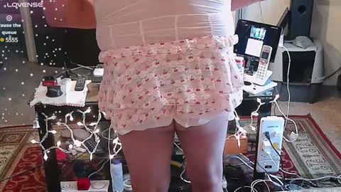 puss123176428 online show from February 21, 2025, 9:00 pm