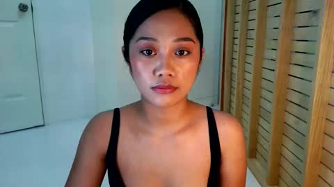 Snapshot of pussyc4t_doll chatting on November 19, 2025, 12:54 am Marj33 online show from November 19, 2025, 12:54 am