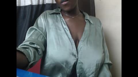 pussydollurz online show from October 1, 2025, 12:27 am