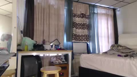 Snapshot of putiputi4u chatting on January 4, 2025, 5:16 pm putiputi4u online show from January 4, 2025, 5:16 pm