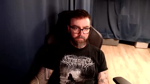 Snapshot of pyroxen chatting on December 13, 2025, 10:37 pm Yog Sothoth online show from December 13, 2025, 10:37 pm