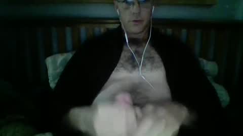 Snapshot of q2phq2ph chatting on October 12, 2025, 8:30 pm q2phq2ph online show from October 12, 2025, 8:30 pm