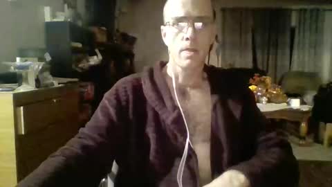 Snapshot of q2phq2ph chatting on October 28, 2025, 11:14 am q2phq2ph online show from October 28, 2025, 11:14 am