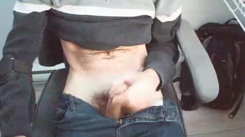 Snapshot of qc1969 chatting on October 9, 2025, 11:08 am qc1969 online show from October 9, 2025, 11:08 am