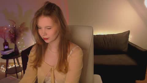 Snapshot of qt_nymph chatting on February 12, 2025, 8:50 pm Ariel online show from February 12, 2025, 8:50 pm