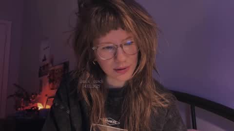    online show from February 14, 2025, 3:36 pm