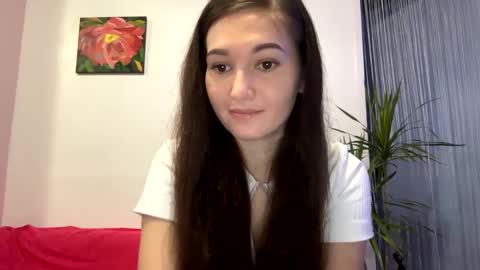 Snapshot of queen_chatur chatting on January 15, 2025, 2:13 pm Viktoria online show from January 15, 2025, 2:13 pm