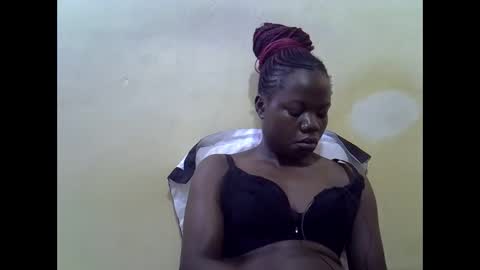 Snapshot of queen_darling3 chatting on October 20, 2025, 7:53 am Gentrix online show from October 20, 2025, 7:53 am