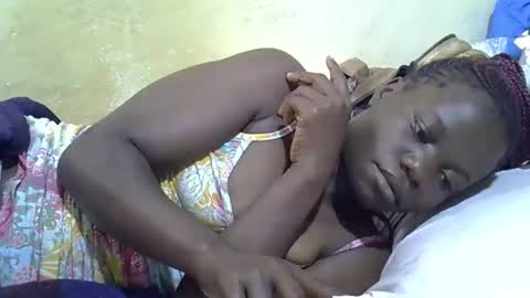 Snapshot of queen_darling3 chatting on October 25, 2025, 8:00 am Gentrix online show from October 25, 2025, 8:00 am