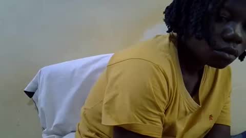 Snapshot of queen_darling3 chatting on November 17, 2025, 10:21 am Gentrix online show from November 17, 2025, 10:21 am