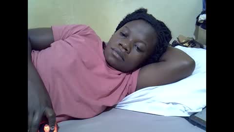 Snapshot of queen_darling3 chatting on November 27, 2025, 7:10 am Gentrix online show from November 27, 2025, 7:10 am