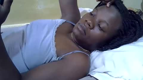 Snapshot of queen_darling3 chatting on November 28, 2025, 9:23 am Gentrix online show from November 28, 2025, 9:23 am