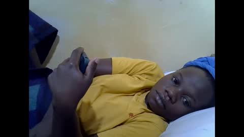 Snapshot of queen_darling3 chatting on December 1, 2025, 5:34 am Gentrix online show from December 1, 2025, 5:34 am