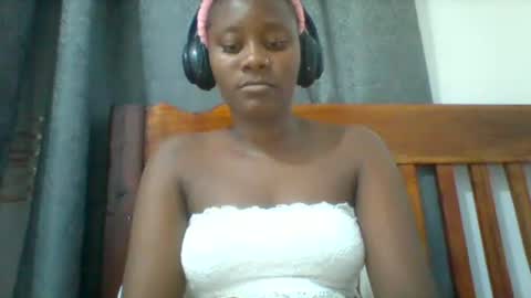 Snapshot of queen_diveer chatting on September 30, 2025, 8:36 pm queen_diveer online show from September 30, 2025, 8:36 pm