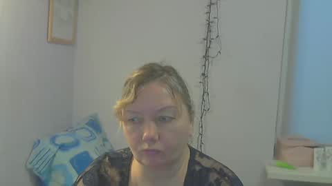 queen_jane8 online show from December 2, 2024, 10:50 am