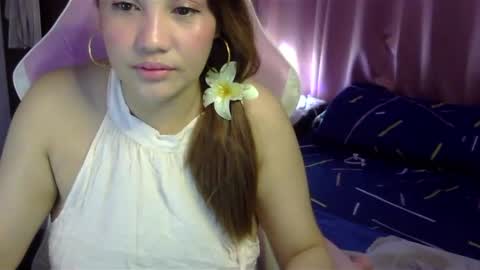 Snapshot of queen_kur chatting on January 18, 2025, 6:43 pm QueenHennessy online show from January 18, 2025, 6:43 pm