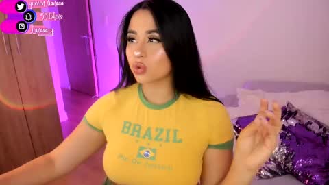 Snapshot of queen_liana chatting on March 12, 2025, 5:13 am Liana  online show from March 12, 2025, 5:13 am