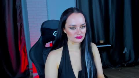 Snapshot of queenaliss chatting on December 5, 2024, 1:47 am Your world and the universe Aliss online show from December 5, 2024, 1:47 am