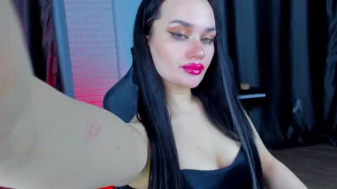 Snapshot of queenaliss chatting on December 10, 2024, 3:12 pm Your world and the universe Aliss online show from December 10, 2024, 3:12 pm
