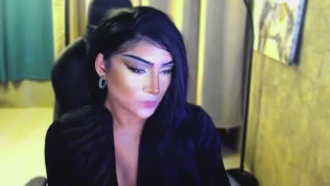 Snapshot of queenarthalia chatting on March 8, 2025, 10:02 pm ARTHA online show from March 8, 2025, 10:02 pm