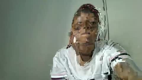 queen online show from November 23, 2025, 8:30 pm