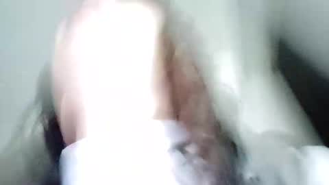 Snapshot of queenjenn__ chatting on October 16, 2025, 10:00 pm QUEENJEENN online show from October 16, 2025, 10:00 pm