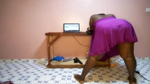 Nina online show from March 3, 2025, 5:31 am