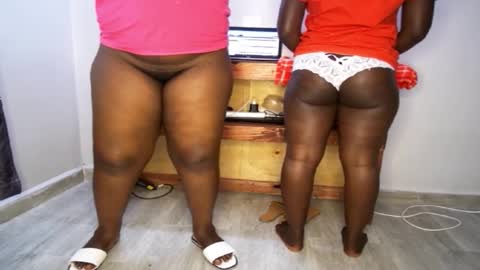 Nina online show from October 8, 2025, 9:40 am