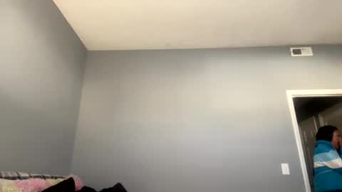 Queenkimi777 online show from December 22, 2025, 2:36 pm