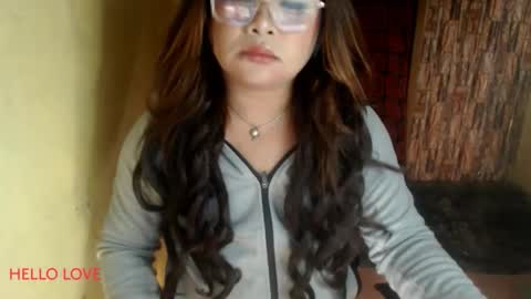 Snapshot of queenofdominant chatting on October 12, 2025, 5:28 am kesh online show from October 12, 2025, 5:28 am