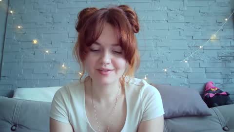 Snapshot of queenofmodels chatting on March 4, 2025, 11:51 am QueenOfModels online show from March 4, 2025, 11:51 am