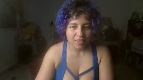 Snapshot of queenrainstar chatting on November 2, 2025, 5:43 am QueenRainStar online show from November 2, 2025, 5:43 am