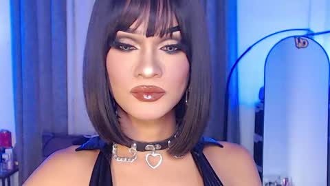 Snapshot of queenvalentinats chatting on December 24, 2024, 1:59 am ValentinaMoone online show from December 24, 2024, 1:59 am