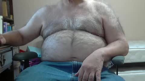 Snapshot of quietnshy2 chatting on November 23, 2025, 7:13 pm quietnshy2 online show from November 23, 2025, 7:13 pm