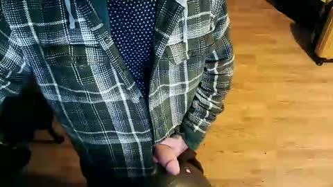 r2deplex31 online show from November 23, 2025, 9:58 pm