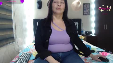 Snapshot of rachel_111 chatting on March 1, 2025, 12:39 am Rachel online show from March 1, 2025, 12:39 am