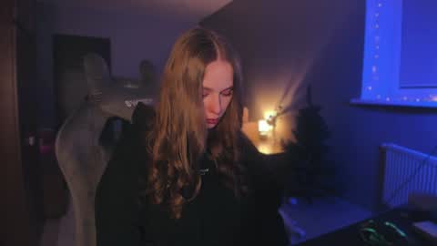 Snapshot of rachel_passion chatting on December 16, 2024, 1:21 am Diana online show from December 16, 2024, 1:21 am