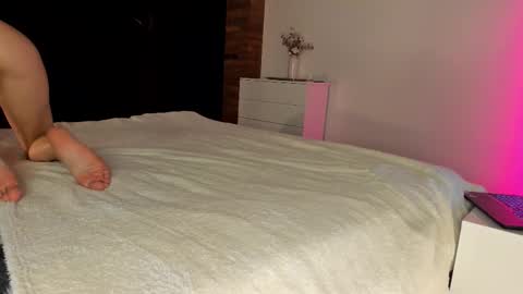 Sherryl online show from September 25, 2025, 6:11 pm